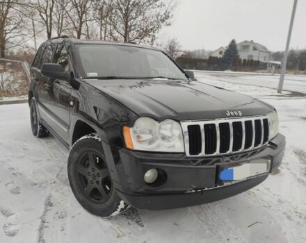 Черный Джип Гранд Чероки, объемом двигателя 3 л и пробегом 300 тыс. км за 5990 $, фото 1 на Automoto.ua