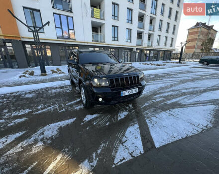 Черный Джип Гранд Чероки, объемом двигателя 5.7 л и пробегом 300 тыс. км за 11700 $, фото 1 на Automoto.ua