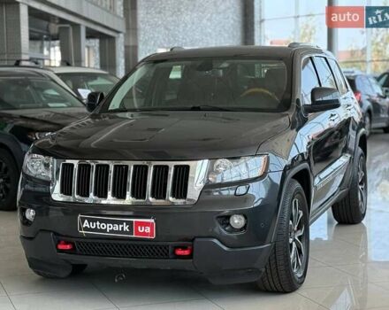 Чорний Джип Grand Cherokee, об'ємом двигуна 3 л та пробігом 256 тис. км за 17690 $, фото 1 на Automoto.ua