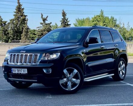 Чорний Джип Grand Cherokee, об'ємом двигуна 3 л та пробігом 200 тис. км за 18400 $, фото 1 на Automoto.ua