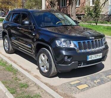 Джип Grand Cherokee 2012 у Кропивницькому (Кіровограді) на Automoto.ua Чорний Джип Grand Cherokee, об'ємом двигуна 2.99 л та пробігом 140 тис. км за 19000 $, фото 1 на Automoto.ua