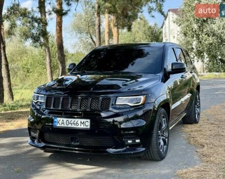 Чорний Джип Grand Cherokee, об'ємом двигуна 6.42 л та пробігом 120 тис. км за 35500 $, фото 1 на Automoto.ua