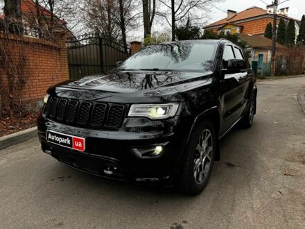 Чорний Джип Grand Cherokee, об'ємом двигуна 3 л та пробігом 150 тис. км за 30690 $, фото 1 на Automoto.ua