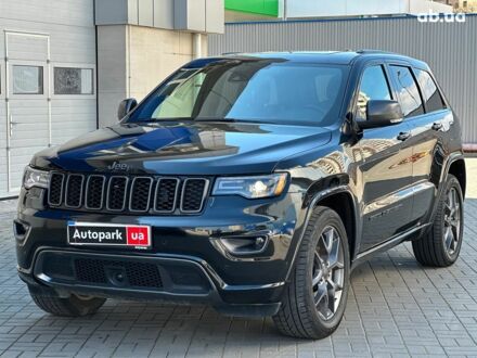 Джип Grand Cherokee 2020 у Одесі на Automoto.ua Чорний Джип Grand Cherokee, об'ємом двигуна 3.6 л та пробігом 96 тис. км за 28990 $, фото 1 на Automoto.ua
