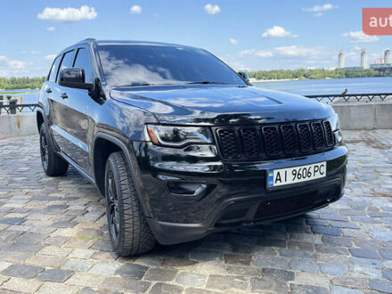 Джип Гранд Чероки 2020 в Софіївська Борщагівка на Automoto.ua Черный Джип Гранд Чероки, объемом двигателя 3.6 л и пробегом 79 тыс. км за 24900 $, фото 1 на Automoto.ua