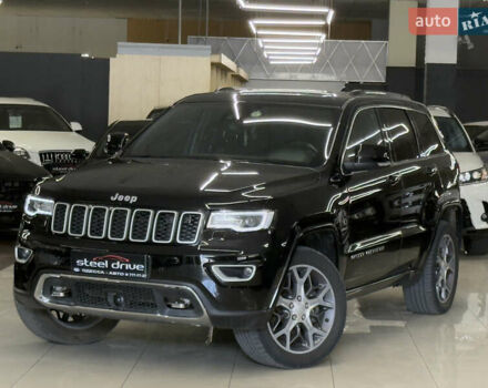 Чорний Джип Grand Cherokee, об'ємом двигуна 2.99 л та пробігом 169 тис. км за 31999 $, фото 1 на Automoto.ua