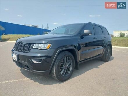 Джип Grand Cherokee 2021 у Полтаві на Automoto.ua Чорний Джип Grand Cherokee, об'ємом двигуна 3.6 л та пробігом 65 тис. км за 35400 $, фото 1 на Automoto.ua
