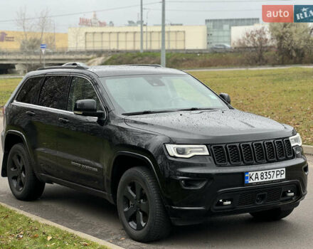 Черный Джип Гранд Чероки, объемом двигателя 2.99 л и пробегом 75 тыс. км за 36900 $, фото 1 на Automoto.ua