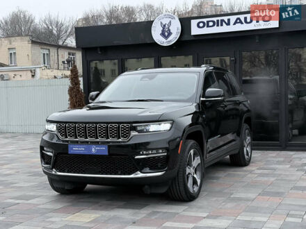 Чорний Джип Grand Cherokee, об'ємом двигуна 2 л та пробігом 35 тис. км за 47000 $, фото 1 на Automoto.ua