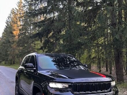 Чорний Джип Grand Cherokee, об'ємом двигуна 3.6 л та пробігом 57 тис. км за 43700 $, фото 1 на Automoto.ua