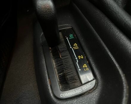 Фиолетовый Джип Гранд Чероки, объемом двигателя 2.5 л и пробегом 300 тыс. км за 5200 $, фото 19 на Automoto.ua