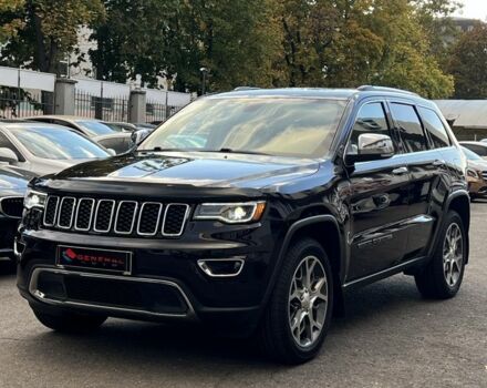 Джип Гранд Чероки 2021 в Одессе на Automoto.ua Фиолетовый Джип Гранд Чероки, объемом двигателя 3.6 л и пробегом 50 тыс. км за 28500 $, фото 1 на Automoto.ua