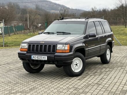 Фіолетовий Джип Grand Cherokee, об'ємом двигуна 2.5 л та пробігом 300 тис. км за 5200 $, фото 1 на Automoto.ua
