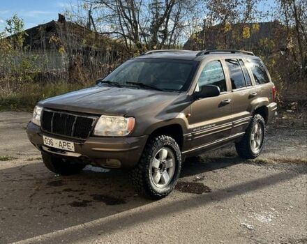 Джип Гранд Чероки 2001 в Славянске на Automoto.ua Коричневый Джип Гранд Чероки, объемом двигателя 4.7 л и пробегом 205 тыс. км за 3500 $, фото 1 на Automoto.ua