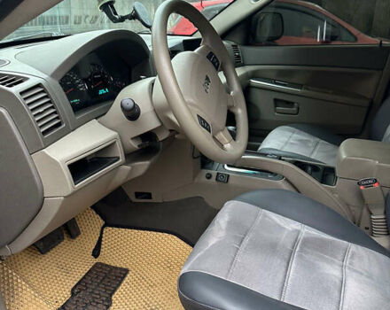 Джип Гранд Чероки 2005 в Киеве на Automoto.ua Коричневый Джип Гранд Чероки, объемом двигателя 4.7 л и пробегом 240 тыс. км за 9999 $, фото 8 на Automoto.ua