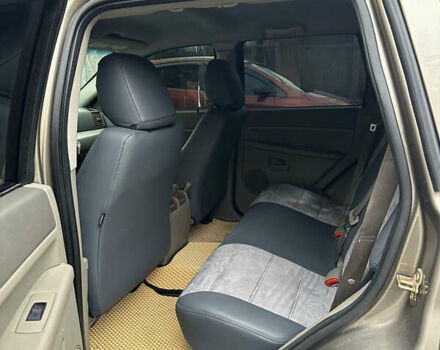 Джип Гранд Чероки 2005 в Киеве на Automoto.ua Коричневый Джип Гранд Чероки, объемом двигателя 4.7 л и пробегом 240 тыс. км за 9999 $, фото 12 на Automoto.ua