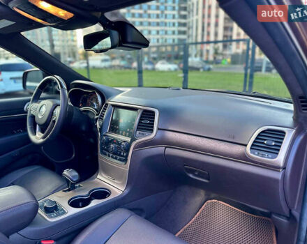 Коричневий Джип Grand Cherokee, об'ємом двигуна 3 л та пробігом 239 тис. км за 21900 $, фото 46 на Automoto.ua