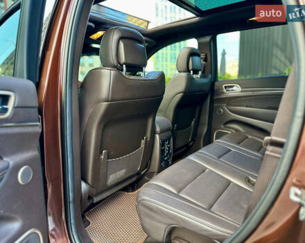 Коричневий Джип Grand Cherokee, об'ємом двигуна 3 л та пробігом 239 тис. км за 21900 $, фото 36 на Automoto.ua