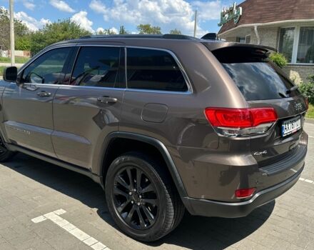 Коричневий Джип Grand Cherokee, об'ємом двигуна 3.6 л та пробігом 127 тис. км за 22000 $, фото 1 на Automoto.ua