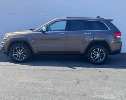 Джип Гранд Чероки 2018 в Житомире на Automoto.ua Коричневый Джип Гранд Чероки, объемом двигателя 3.6 л и пробегом 49 тыс. км за 11000 $, фото 2 на Automoto.ua