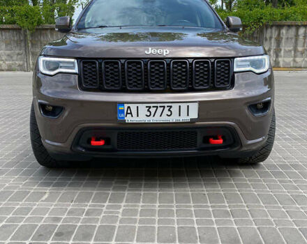 Коричневый Джип Гранд Чероки, объемом двигателя 2.99 л и пробегом 101 тыс. км за 37500 $, фото 1 на Automoto.ua