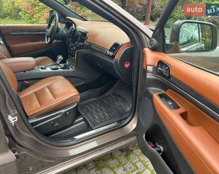 Коричневий Джип Grand Cherokee, об'ємом двигуна 2.97 л та пробігом 50 тис. км за 38800 $, фото 8 на Automoto.ua