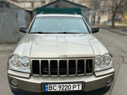 Джип Гранд Чероки 2005 в Киеве на Automoto.ua Коричневый Джип Гранд Чероки, объемом двигателя 4.7 л и пробегом 240 тыс. км за 9999 $, фото 1 на Automoto.ua