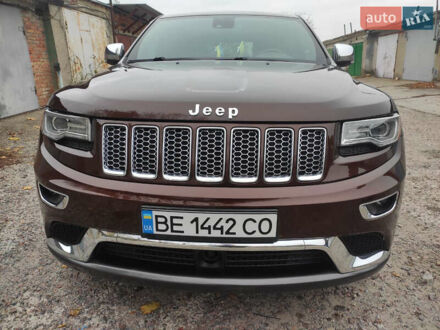 Джип Grand Cherokee 2013 у Южноукраинске на Automoto.ua Коричневий Джип Grand Cherokee, об'ємом двигуна 3 л та пробігом 129 тис. км за 29800 $, фото 1 на Automoto.ua