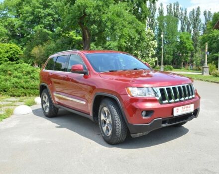 Джип Гранд Чероки 2012 в Киеве на Automoto.ua Красный Джип Гранд Чероки, объемом двигателя 0 л и пробегом 248 тыс. км за 15000 $, фото 2 на Automoto.ua