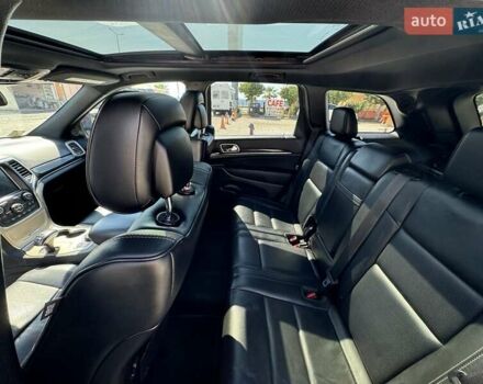 Красный Джип Гранд Чероки, объемом двигателя 2.99 л и пробегом 94 тыс. км за 25000 $, фото 17 на Automoto.ua