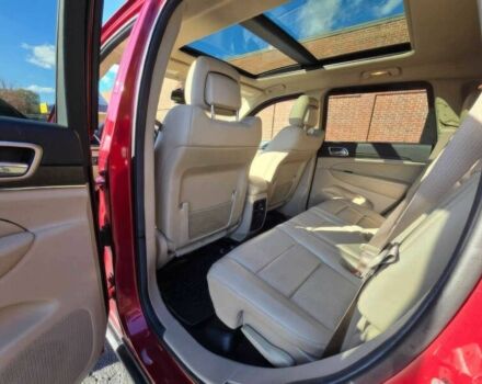 Джип Grand Cherokee 2014 у Львові на Automoto.ua Червоний Джип Grand Cherokee, об'ємом двигуна 3 л та пробігом 86 тис. км за 15600 $, фото 10 на Automoto.ua