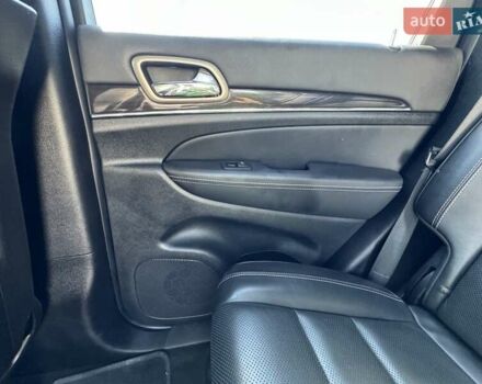 Красный Джип Гранд Чероки, объемом двигателя 2.99 л и пробегом 94 тыс. км за 25000 $, фото 13 на Automoto.ua