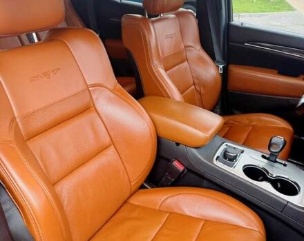 Красный Джип Гранд Чероки, объемом двигателя 6.4 л и пробегом 177 тыс. км за 31900 $, фото 19 на Automoto.ua