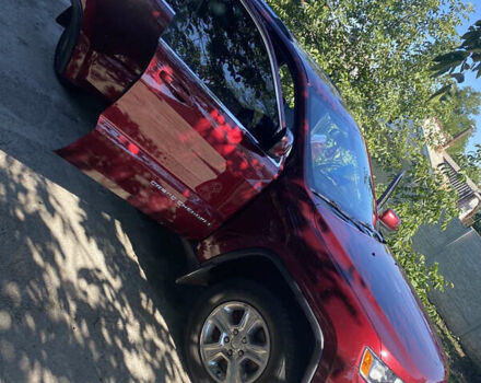 Красный Джип Гранд Чероки, объемом двигателя 3.6 л и пробегом 157 тыс. км за 25300 $, фото 2 на Automoto.ua