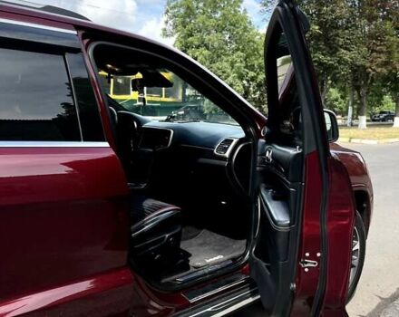 Красный Джип Гранд Чероки, объемом двигателя 3.6 л и пробегом 67 тыс. км за 28300 $, фото 2 на Automoto.ua