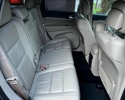 Червоний Джип Grand Cherokee, об'ємом двигуна 0 л та пробігом 150 тис. км за 16000 $, фото 15 на Automoto.ua