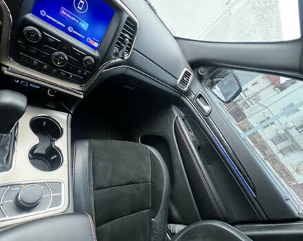 Червоний Джип Grand Cherokee, об'ємом двигуна 3.6 л та пробігом 160 тис. км за 25000 $, фото 4 на Automoto.ua