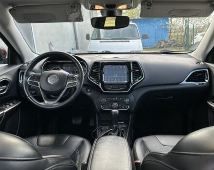 Красный Джип Гранд Чероки, объемом двигателя 2.4 л и пробегом 99 тыс. км за 19800 $, фото 8 на Automoto.ua