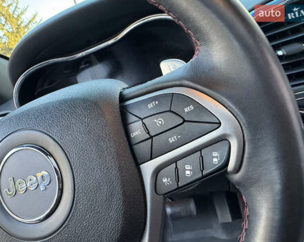 Червоний Джип Grand Cherokee, об'ємом двигуна 5.65 л та пробігом 99 тис. км за 33700 $, фото 52 на Automoto.ua