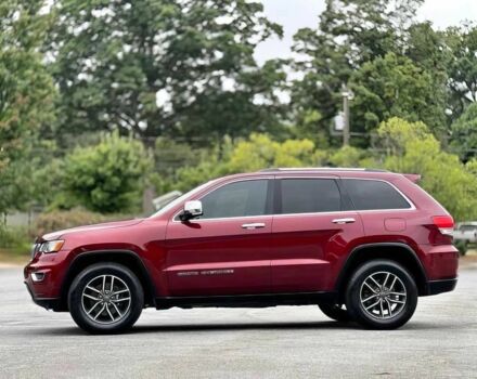 Джип Гранд Чероки 2019 в Ровно на Automoto.ua Красный Джип Гранд Чероки, объемом двигателя 3.6 л и пробегом 33 тыс. км за 14000 $, фото 3 на Automoto.ua