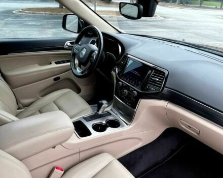 Джип Гранд Чероки 2019 в Ровно на Automoto.ua Красный Джип Гранд Чероки, объемом двигателя 3.6 л и пробегом 33 тыс. км за 14000 $, фото 10 на Automoto.ua