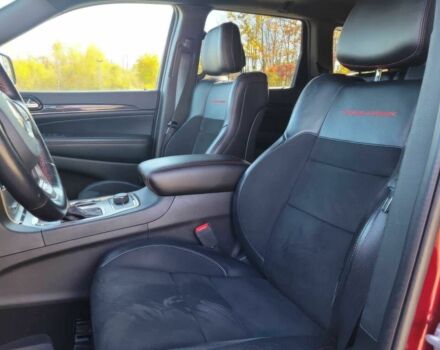 Красный Джип Гранд Чероки, объемом двигателя 5.7 л и пробегом 25 тыс. км за 5200 $, фото 9 на Automoto.ua