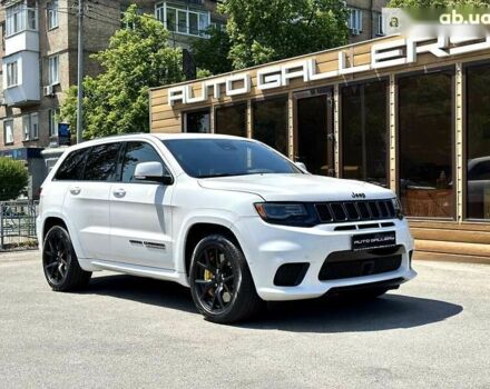 Джип Гранд Чероки, объемом двигателя 6.2 л и пробегом 30 тыс. км за 89900 $, фото 2 на Automoto.ua