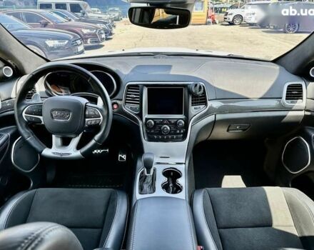 Джип Гранд Чероки, объемом двигателя 6.2 л и пробегом 30 тыс. км за 89900 $, фото 20 на Automoto.ua