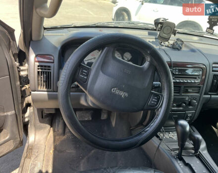 Джип Гранд Чероки, объемом двигателя 2.69 л и пробегом 355 тыс. км за 7100 $, фото 16 на Automoto.ua