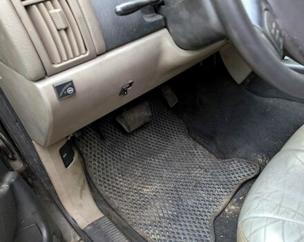 Джип Grand Cherokee, об'ємом двигуна 4.7 л та пробігом 240 тис. км за 9000 $, фото 4 на Automoto.ua