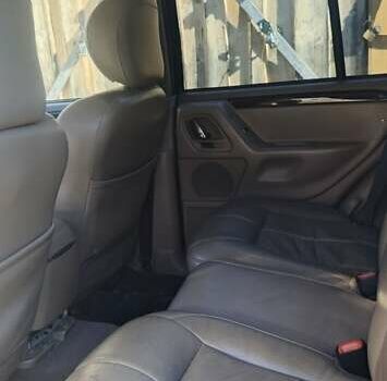 Джип Гранд Чероки 2003 в Буковеле на Automoto.ua Джип Гранд Чероки, объемом двигателя 2.69 л и пробегом 247 тыс. км за 7500 $, фото 11 на Automoto.ua