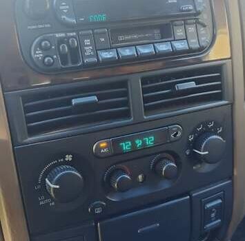 Джип Гранд Чероки 2003 в Буковеле на Automoto.ua Джип Гранд Чероки, объемом двигателя 2.69 л и пробегом 247 тыс. км за 7500 $, фото 17 на Automoto.ua