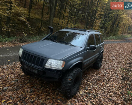 Джип Гранд Чероки, объемом двигателя 2.69 л и пробегом 220 тыс. км за 10000 $, фото 3 на Automoto.ua
