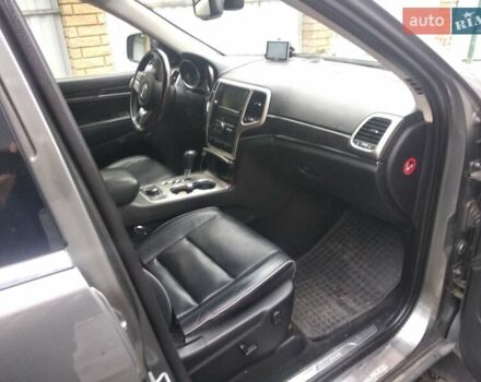 Джип Гранд Чероки 2011 в Луцке на Automoto.ua Джип Гранд Чероки, объемом двигателя 3 л и пробегом 134 тыс. км за 14000 $, фото 4 на Automoto.ua